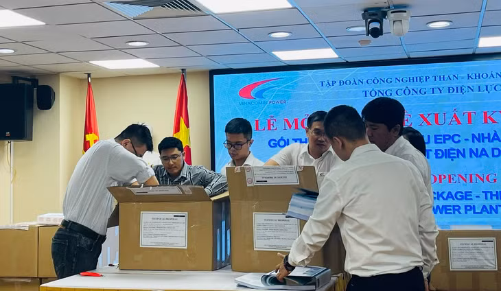 Mở hồ sơ đề xuất kỹ thuật của Liên danh Tổng công ty Xây dựng số 1 - Công ty TNHH DR.AZ Group
