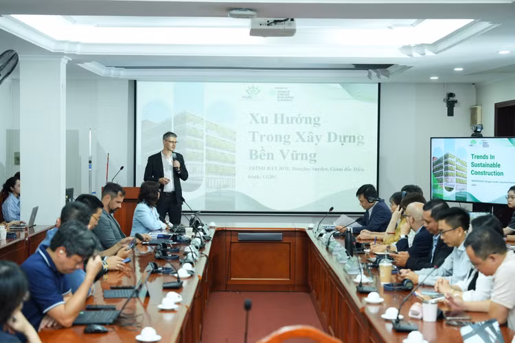 Lễ ra mắt LOTUS V4 - Hội thảo kiến thức cơ bản về công trình xanh 