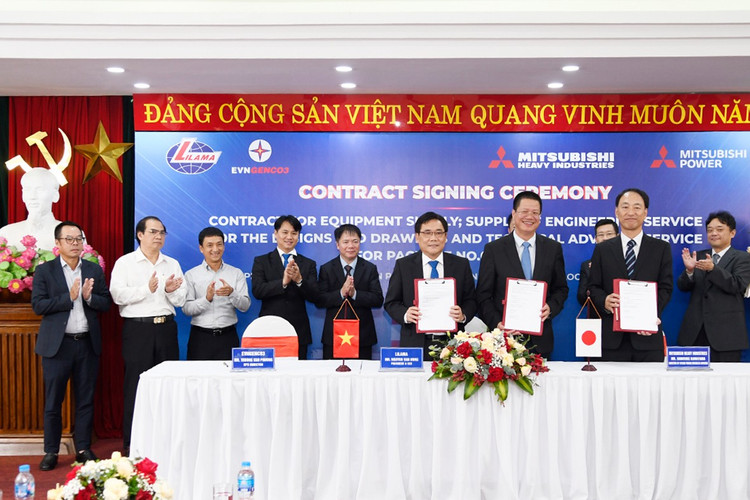 Lễ ký kết hợp đồng cung cấp thiết bị, dịch vụ thiết kế và hỗ trợ kỹ thuật giữa Liên danh Tổng thầu EPC LILAMA - EVNGENCO3 với đối tác Mitsubishi Heavy Industries và Mitsubishi Power Asia Pacific (ảnh: LILAMA)