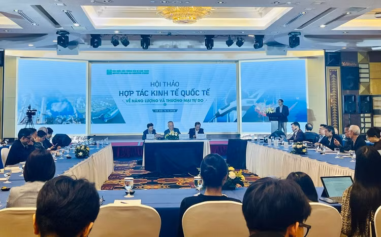 Hội thảo Hợp tác kinh tế quốc tế về năng lượng và thương mại tự do tổ chức chiều ngày 16/12, tại Hà Nội