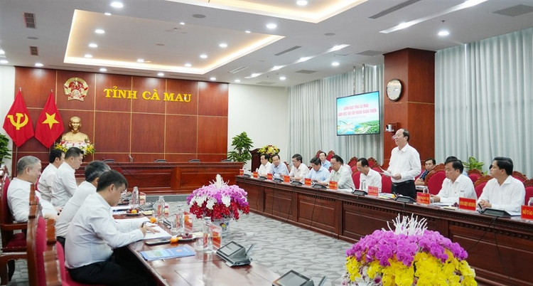 Lãnh đạo tỉnh Cà Mau làm việc với Công ty CP Tập đoàn Xuân Thiện về đề xuất đầu tư tổ hợp khu công - nông nghiệp kết hợp đô thị, du lịch, dịch vụ hậu cần cảng và năng lượng tại địa phương tổ chức ngày 03/03/2026 (ảnh: CTTCM)