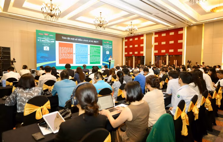 Diễn đàn thu hút sự tham gia đông đảo của các chuyên gia kinh tế, nhà khoa học cũng như các doanh nghiệp năng lượng 