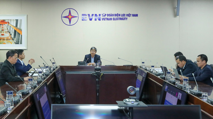 Hội đồng nghiệm thu cấp chủ đầu tư Dự án Nhà máy Điện mặt trời Phước Thái 3 đã họp và thống nhất nghiệm thu hoàn thành, đưa công trình vào sử dụng (ảnh: EVN)