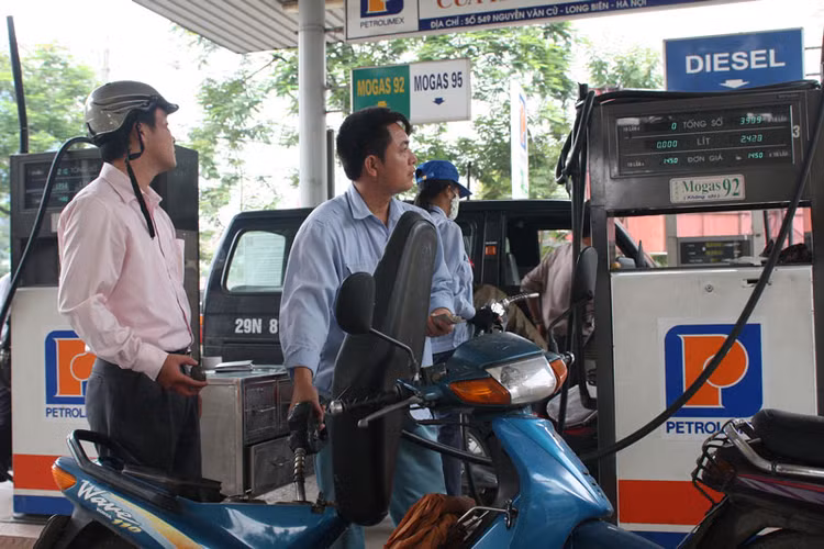 Lạm phát quá cao sẽ ảnh hướng xấu đến nền kinh tế. Ảnh: LTT