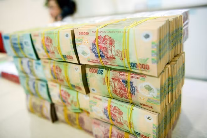 Mùa tăng lương tối thiểu vùng 2017 đang nóng dần. Ảnh: Anh Tuấn.