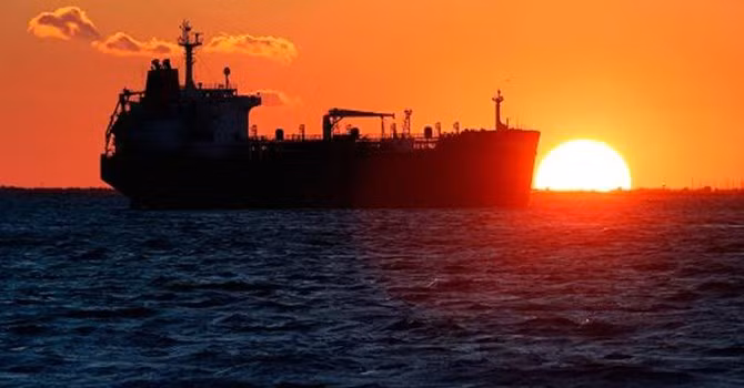 Giá dầu nối dài đà tăng tốc nhờ hy vọng OPEC hợp tác giảm sản lượng