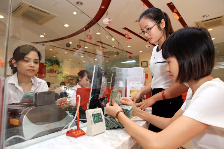 Mặt bằng lãi suất năm nay chịu áp lực lớn với tác động từ cả bên ngoài và nội tại nền kinh tế