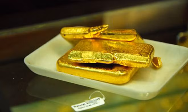 Vàng giảm mạnh sau phiên tăng vọt. Ảnh: Anh Quân.