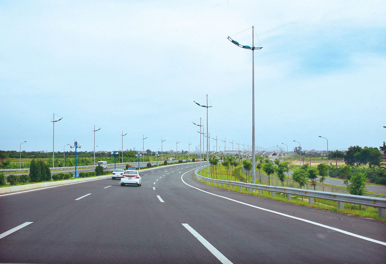 Năm 2016, 23 trong số 41 dự án PPP đã tổ chức lựa chọn nhà đầu tư theo hình thức đấu thầu rộng rãi. Ảnh: Tiên Giang