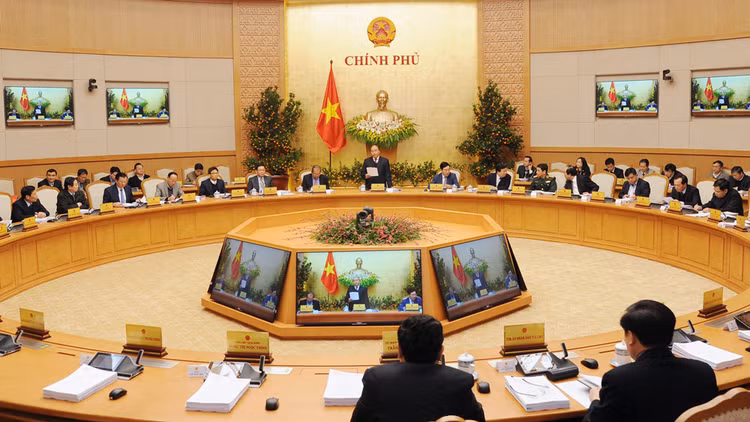 Chính phủ, các bộ, ngành xác định xây dựng thể chế chính sách là ưu tiên hàng đầu để tạo đột phá cho huy động nguồn lực phát triển trong năm 2018. Ảnh: Trần Hải