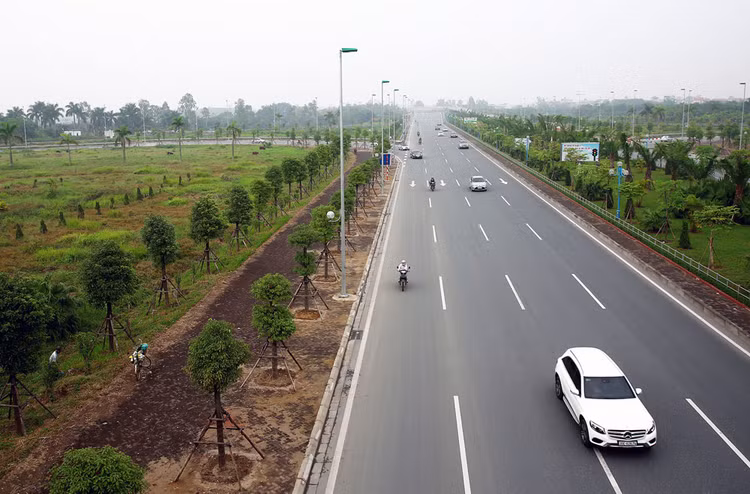 Khắc phục tình trạng nhà đầu tư “tay không bắt giặc”, năng lực tài chính không đảm bảo, Dự thảo Nghị định thay thế NĐ 15 quy định tăng tỷ lệ vốn chủ sở hữu tối thiểu của nhà đầu tư. Ảnh: Lê Tiên