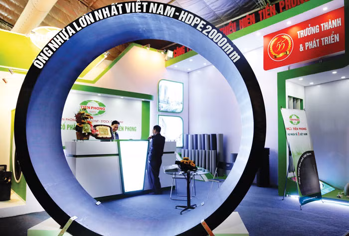 Để đẩy mạnh việc đưa hàng Việt vào dự án mua sắm công, quan trọng nhất là hàng hóa phải có chất lượng và giá cả hợp lý. Ảnh: Lê Tiên