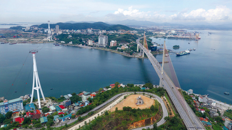 Việc hoàn thành toàn diện 12/12 chỉ tiêu Quốc hội giao trong năm 2018 sẽ tạo đà tốt cho tăng trưởng kinh tế của Việt Nam trong năm 2019. Ảnh: Ngọc Bội