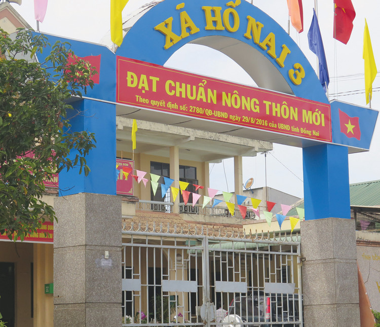 Gói thầu Xây lắp + lán trại thuộc Dự án Xây mới nhà công an xã Hố Nai 3 (Trảng Bom, Đồng Nai) được phát hành HSYC tại trụ sở UBND Xã. Ảnh: Huyền Văn