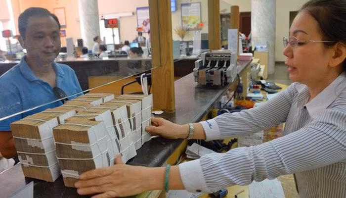 Tính đến thời điểm hiện tại, các ngân hàng thương mại cổ phần đã đẩy mặt bằng lãi suất huy động kỳ hạn trên 12 tháng lên mức cao hơn so với cùng kỳ 2018, với mức cao nhất lên đến 8,6%/năm.