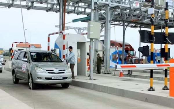 Chính phủ yêu cầu Bộ Giao thông vận tải chấn chỉnh ngay hiện tượng lạm thu, gian lận thu phí BOT.