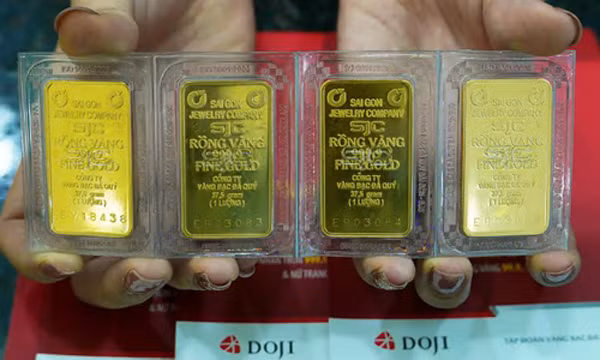 Giá vàng nhích nhẹ. Ảnh:Q.Đ.