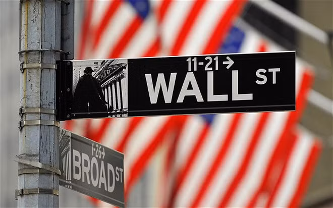 Phố Wall tăng điểm mạnh trước thềm cuộc họp của Fed