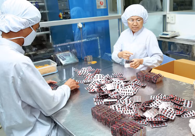 Dược phẩm là một trong những ngành tiềm ẩn nhiều hành vi hạn chế cạnh tranh, có tác động tiêu cực tới thị trường. Ảnh: Lê Tiên