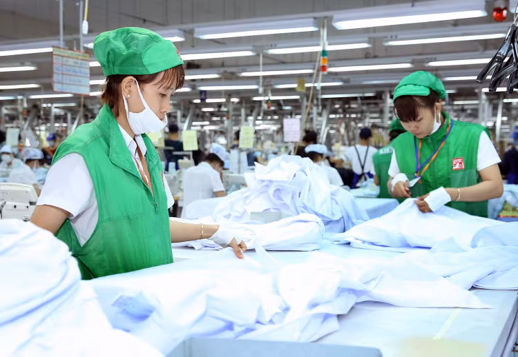 Động lực cho tăng trưởng năm 2018 sẽ tiếp tục đồng đều ở cả 3 lĩnh vực nông nghiệp, công nghiệp và dịch vụ. Ảnh: Lê Tiên