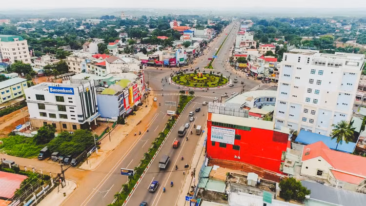 Trong 21 gói đấu thầu qua mạng tại Ban Quản lý các dự án TP. Đồng Xoài, 14 gói chỉ có 1 nhà thầu tham dự, 7 gói có 2 nhà thầu tham dự thì đều có 1 nhà thầu trượt từ vòng kỹ thuật. Ảnh: Hoài Tâm
