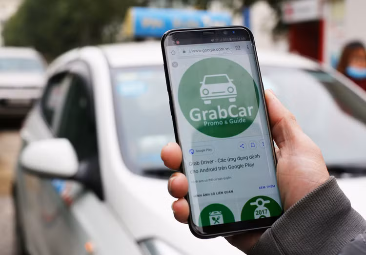 Việc quản lý thuế đối với nhà cung cấp dịch vụ kết nối trong kinh tế chia sẻ không đơn giản, bởi chưa phân định rõ ngành nghề kinh doanh. Ảnh: Hoài Tâm