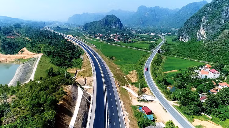 Với quy định tại Dự Luật PPP, kỳ vọng khi được thông qua, áp dụng đúng sẽ bảo đảm dự án triển khai tuân thủ nguyên tắc kinh tế thị trường, hài hoà lợi ích giữa người dân, nhà đầu tư và Nhà nước. Ảnh: Lê Tiên