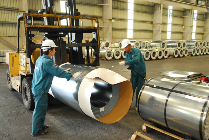 Vai trò quan trọng của khu vực tư nhân trong phát triển kinh tế - xã hội được thể hiện rõ hơn qua Hiến pháp và hệ thống pháp luật hiện hành. Ảnh: LTT