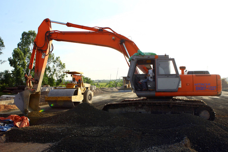 Điểm tin kế hoạch lựa chọn nhà thầu một số gói thầu lớn ngày 27/11