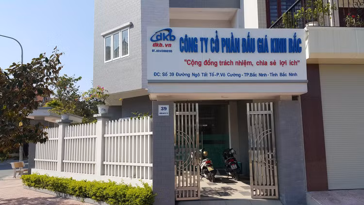 Thống kê từ cơ sở dữ liệu của Báo Đấu thầu cho thấy từ năm 2016 đến nay, Công ty CP Đấu giá Kinh Bắc trúng 6 gói thầu lựa chọn đơn vị tổ chức đấu giá thanh lý tài sản