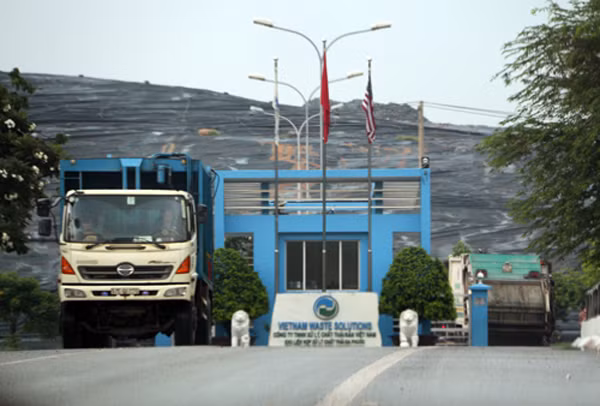 Bãi rác Đa Phước. Ảnh:Hữu Nguyên