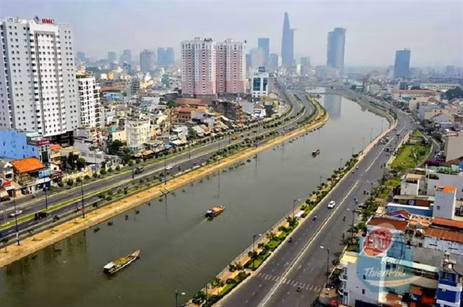 Các chủ đầu tư hiện đang xây dựng các dự án biệt lập với tiện nghi hiện đại đáp ứng tất cả nhu cầu của khách hàng