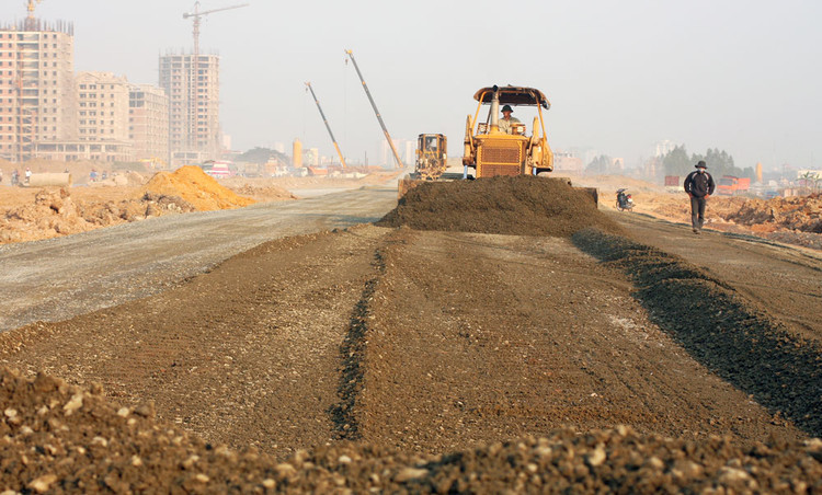 Quá trình kiến nghị đã lộ ra việc một nhà thầu lớn tại miền Trung cho mượn hồ sơ để một nhà thầu khác dự thầu gói thầu xây lắp giao thông quy mô lớn tại TP.HCM. Ảnh: Tiên Giang