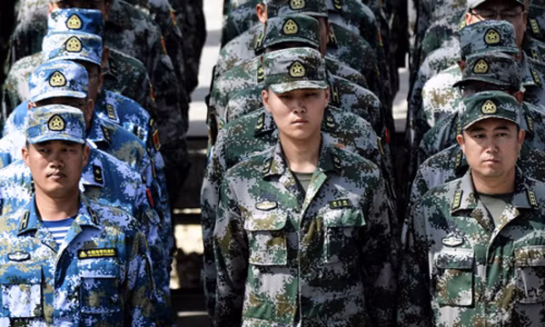 Các binh sĩ Trung Quốc. Ảnh: SCMP