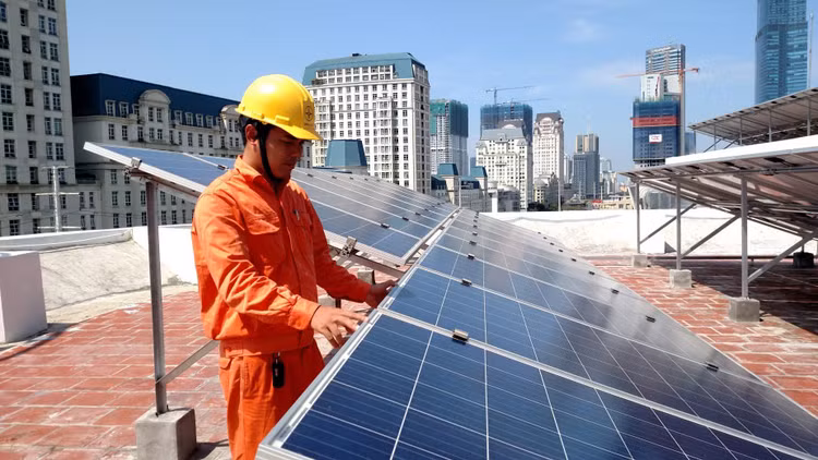 Điện mặt trời áp mái tại Công ty Điện lực Nam Từ Liêm