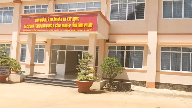 Nhà thầu tố Ban Quản lý dự án đầu tư xây dựng các công trình dân dụng và công nghiệp tỉnh Bình Phước luôn tìm cách né tránh phát hành HSMT cho nhà thầu. Ảnh: Nhà thầu cung cấp