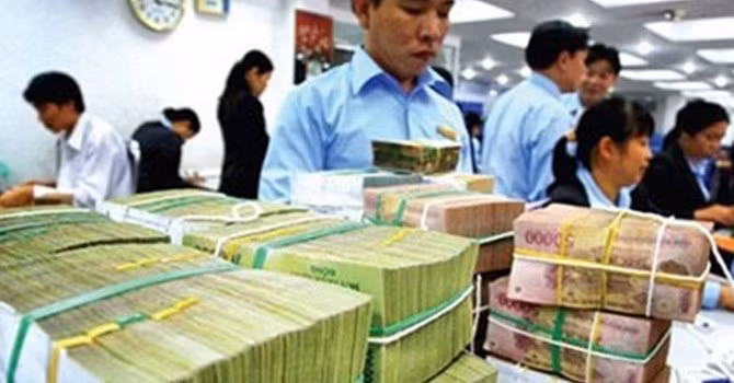 Thanh khoản của nhiều ngân hàng sẽ ngày càng căng thẳng.