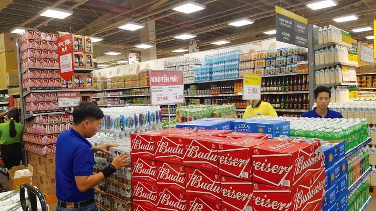 Doanh nghiệp Việt Nam có nhiều cơ hội vươn lên trong cuộc đua giành thị phần bán lẻ. Ảnh: Bùi Đức Thâu