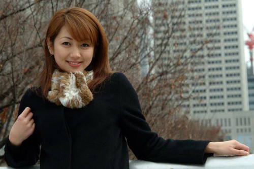 Xinh đẹp lại còn tài năng, Yang Huiyan được chachuẩn bị cho việc kế nghiệp từ rất sớm.