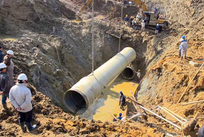 Đường ống nước Sông Đà số một đã vỡ 17 lần sau khi dùng vật liệu composite từ Trung Quốc.