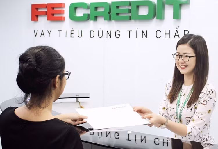 Hiện có 16 công ty tài chính đang hoạt động, trong đó có 12 công ty tài chính tín dụng tiêu dùng. Ảnh: Trang Anh