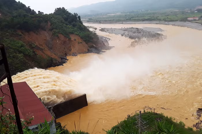Chủ đầu tư Công trình Thủy điện Hố Hô bị xử lý vi phạm hành chính trong lĩnh vực an toàn đập. Ảnh: Văn Định