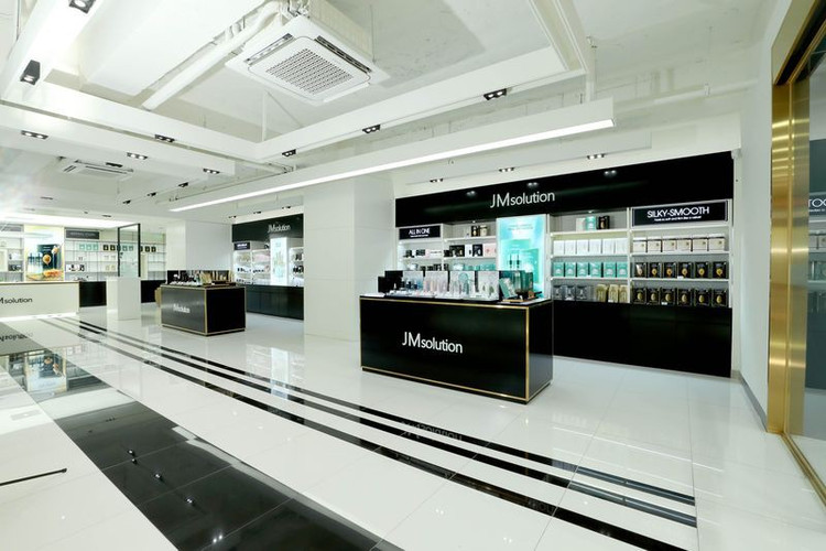 Mỹ phẩm thương hiệu JM Solution của GP Club tại Myeongdong, Seoul - Ảnh: JM Solution.