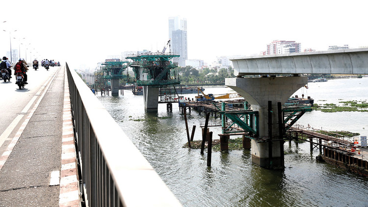 Các tuyến đường sắt đô thị là một phần hạ tầng quan trọng tạo nên bộ mặt của đô thị TP.HCM. Ảnh: Lê Tiên