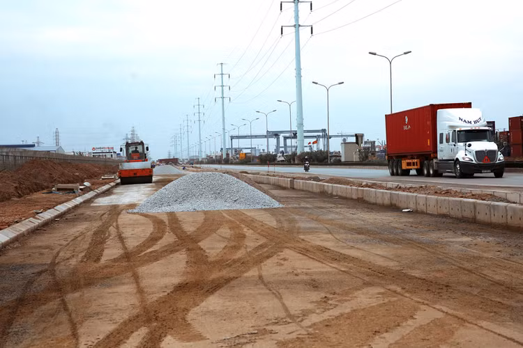 Nợ đọng xây dựng cơ bản đang được tập trung xử lý dứt điểm. Ảnh: Lê Tiên