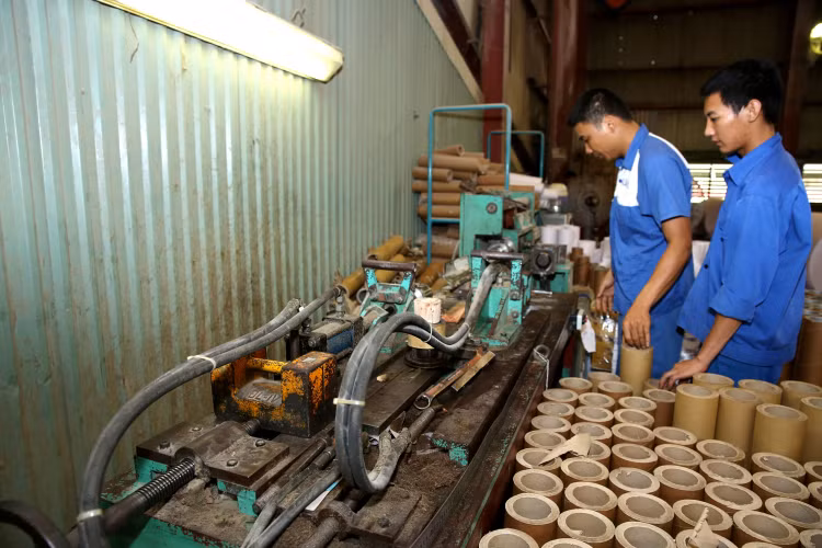 Năm 2016, tổng số nợ phải trả của các DNNN là 1,6 triệu tỷ đồng, tăng 26% so với năm 2011. Ảnh: Gia Khoa