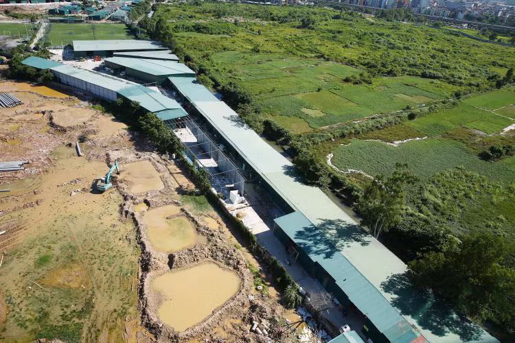 Nghị quyết của Quốc hội yêu cầu Chính phủ thanh tra việc chuyển đổi mục đích sử dụng đất của doanh nghiệp nhà nước, doanh nghiệp cổ phần hóa giai đoạn 2011 – 2017. Ảnh: Hoài Tâm