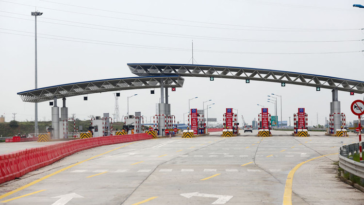 “Cuộc đua” sẽ cạnh tranh hơn khi có 4 liên danh nhà đầu tư trúng sơ tuyển thực hiện Dự án Thu giá dịch vụ sử dụng đường bộ tự động không dừng giai đoạn 2. Ảnh: Tiên Giang