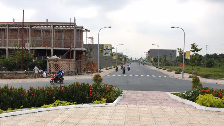 Công ty CP Đầu tư và Xây dựng Tiền Giang từng thi công nhiều gói thầu cũng như triển khai nhiều dự án khu dân cư trên địa bàn tỉnh Tiền Giang. Ảnh: Thái Sơn (Công Luận)