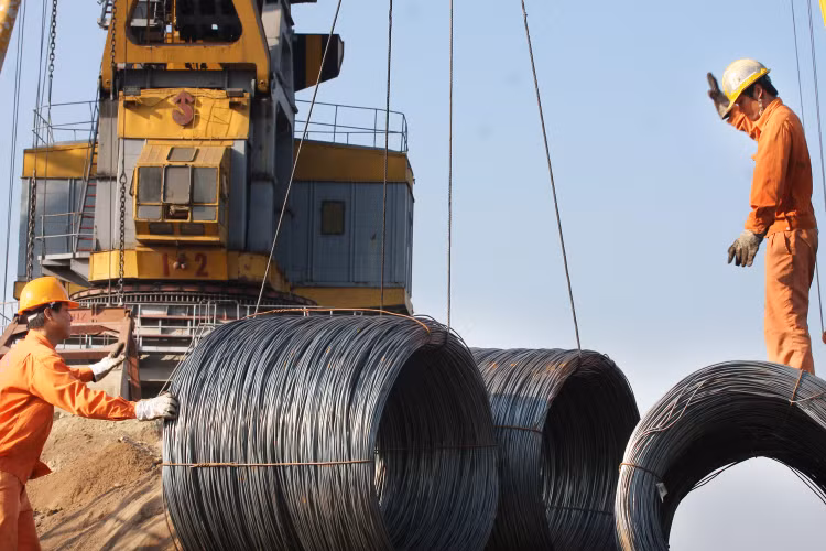 Biên lợi nhuận gộp giảm là nguyên nhân chính khiến lợi nhuận của nhiều DN thép giảm mạnh. Ảnh: Lê Tiên